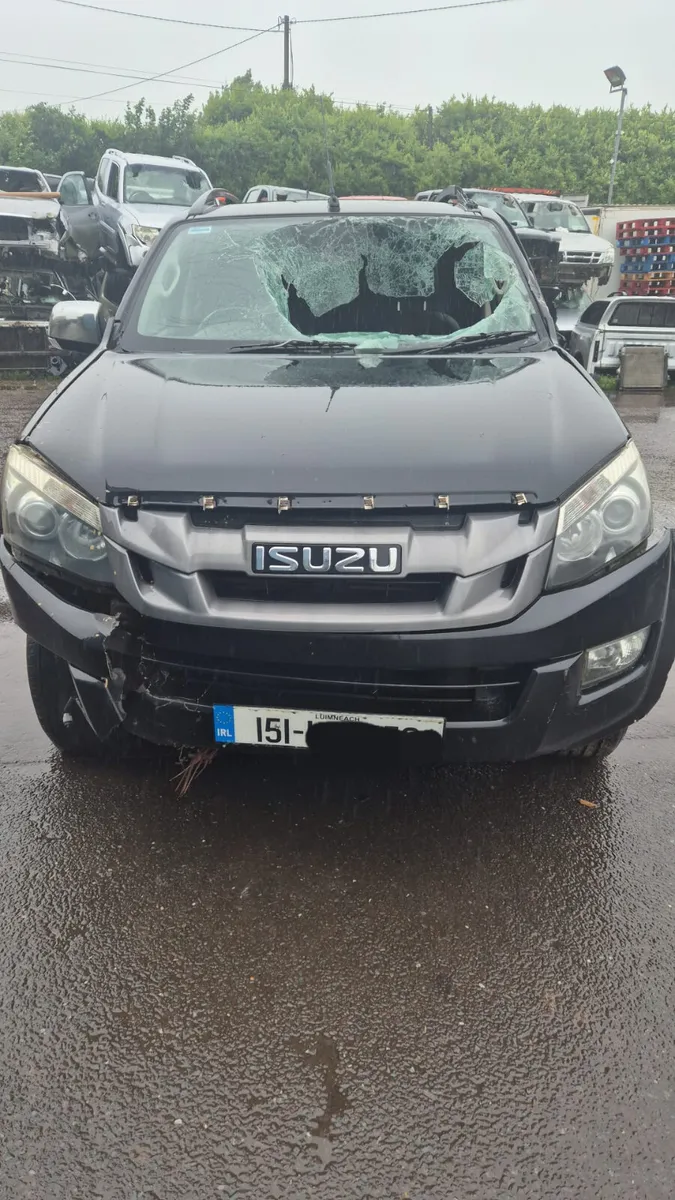 2015 ISUZU DMAX 2.5 4JK1 TWIN TURBO - Image 1