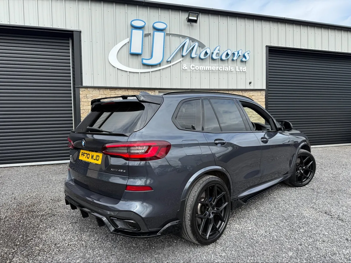 21 BMW X5 xDRIVE 45E M-SPORT AUTO FULLY KITTED - Image 4