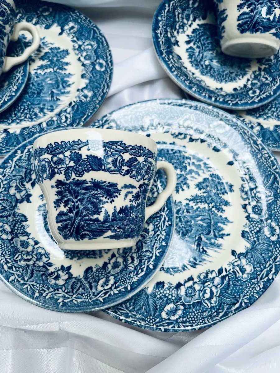 Blue and white teaset - Image 2