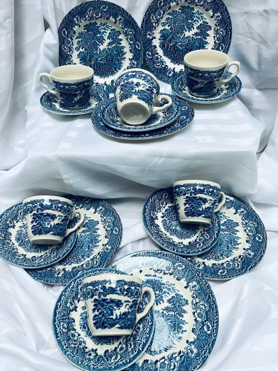 Blue and white teaset - Image 4
