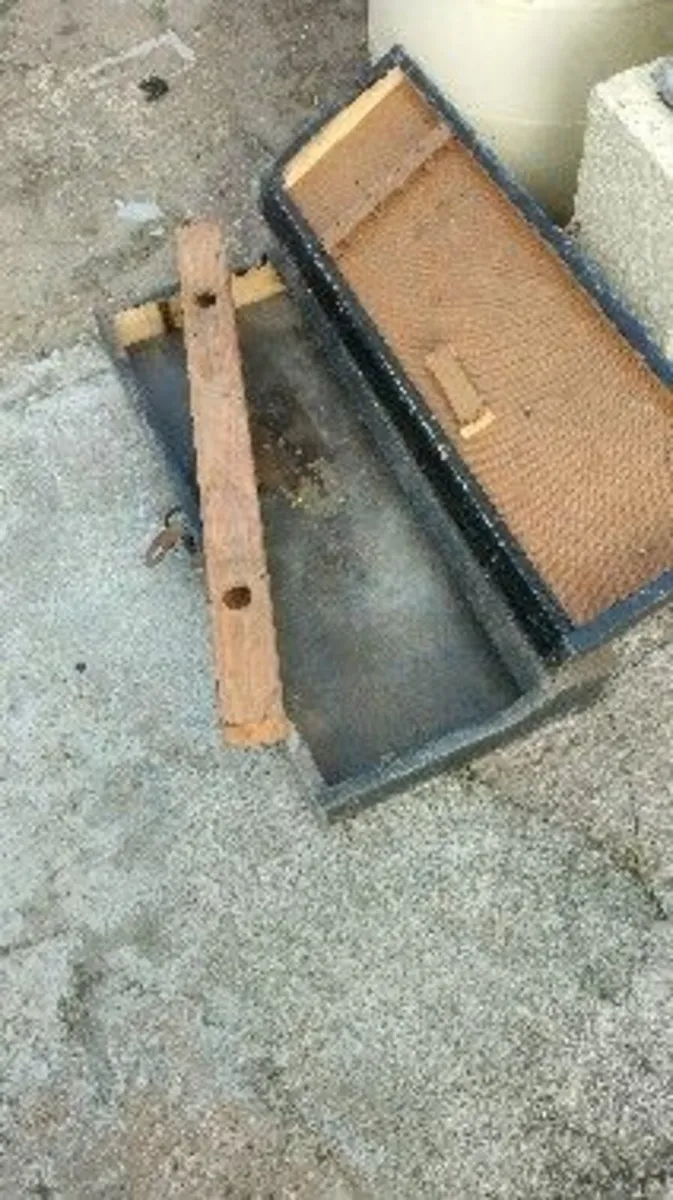 Vintage Carpenter's wooden Toolbox - Image 2