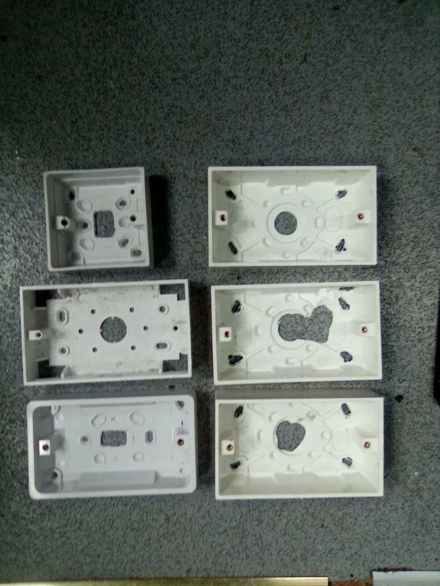 6. SURFACE. SOCKET.  BOXS - Image 1