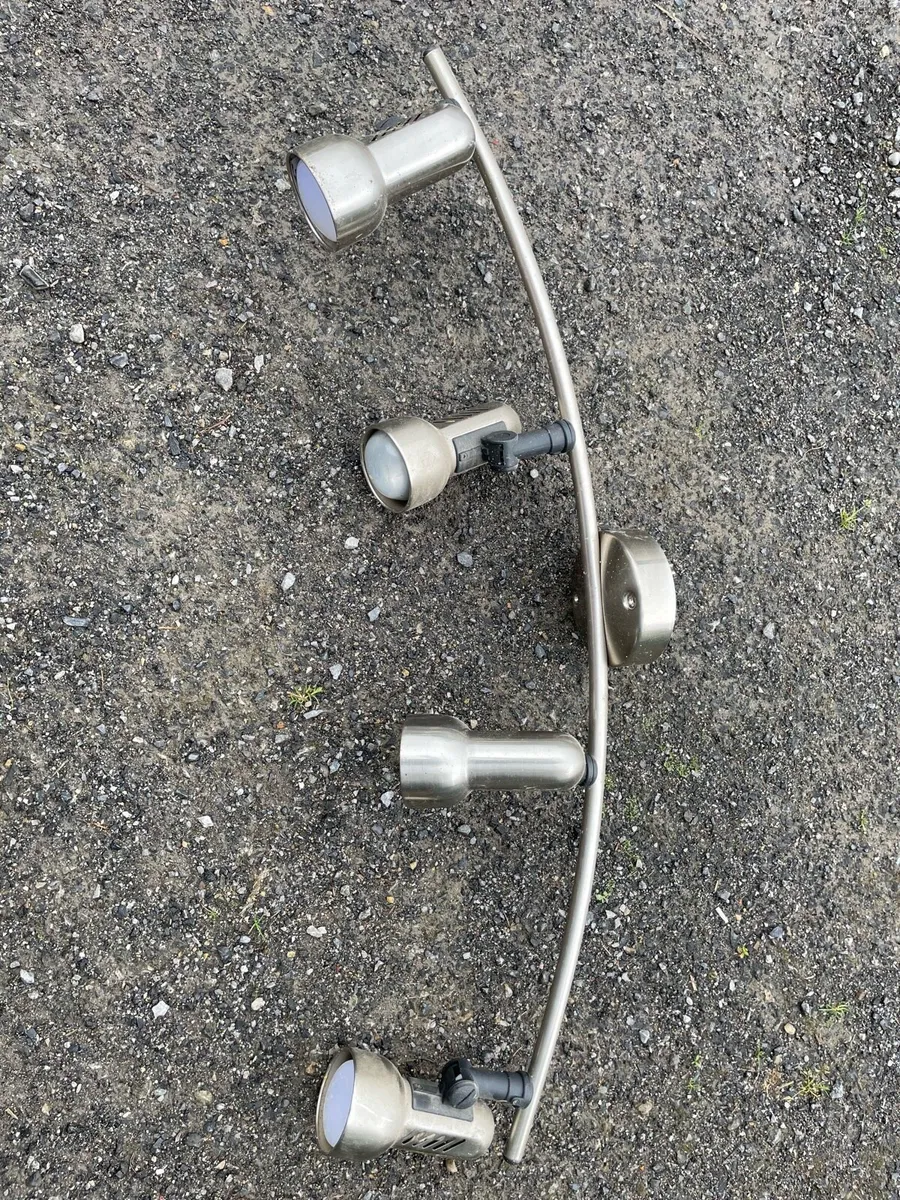 Light fitting