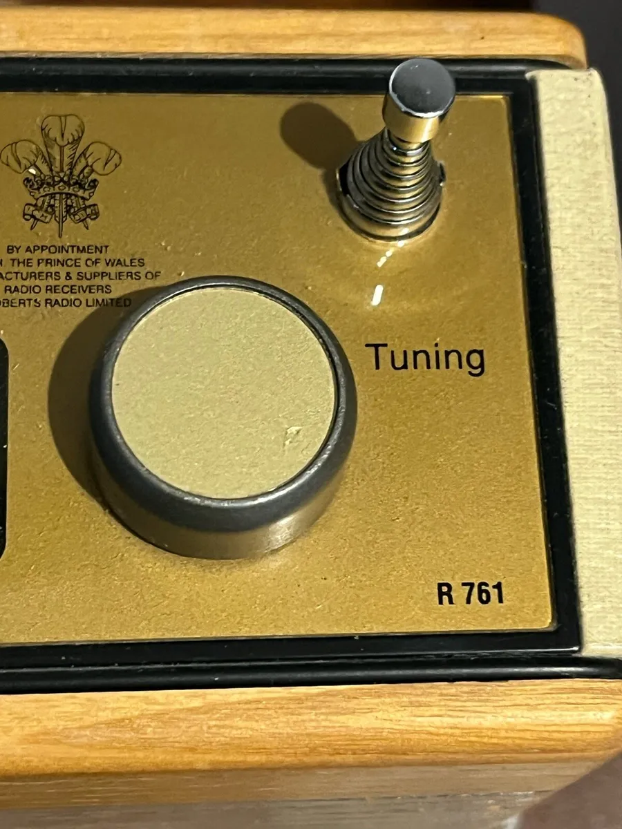 Vintage Robert’s Radio - Image 2