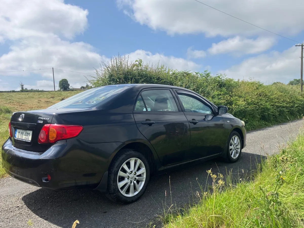 2010 Toyota Corolla - Image 4