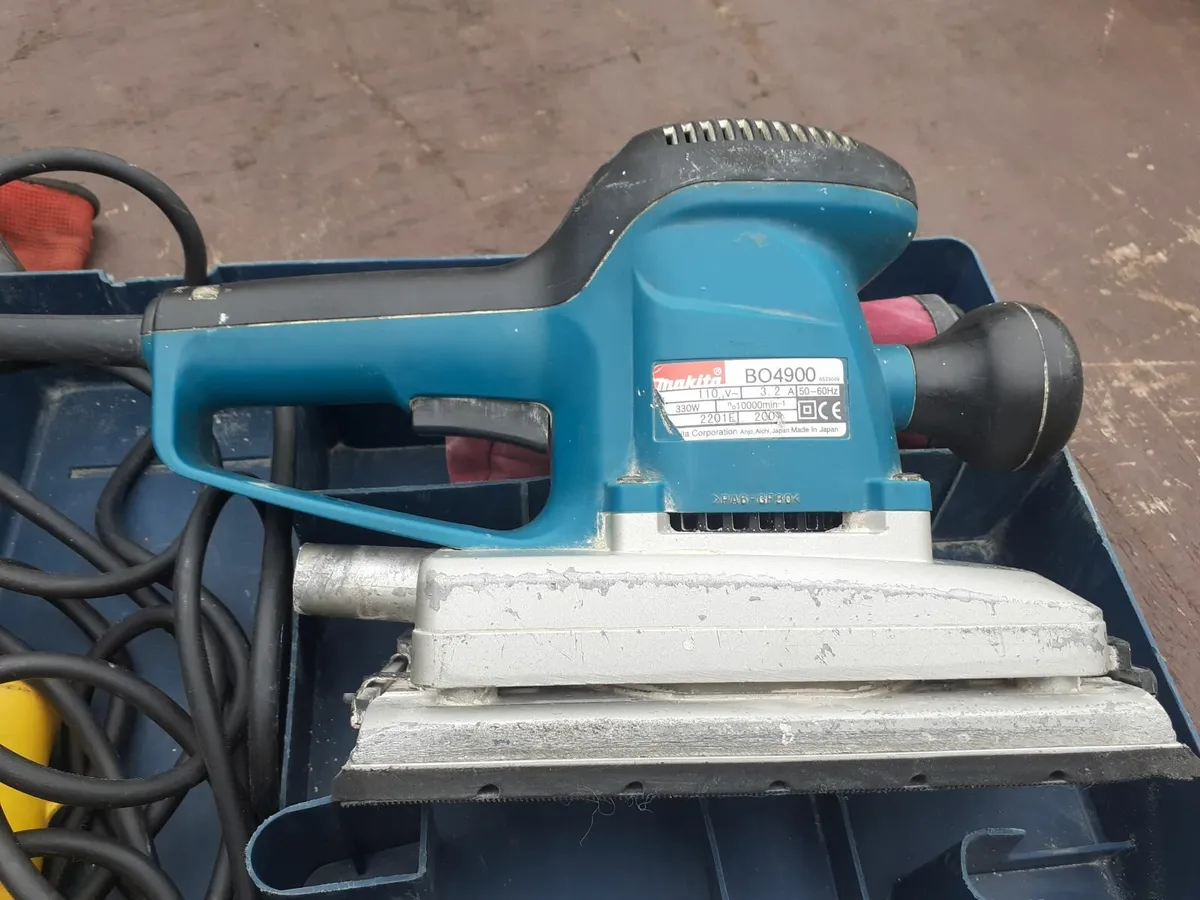 MAKITA BO4900 SANDER 110V - Image 2