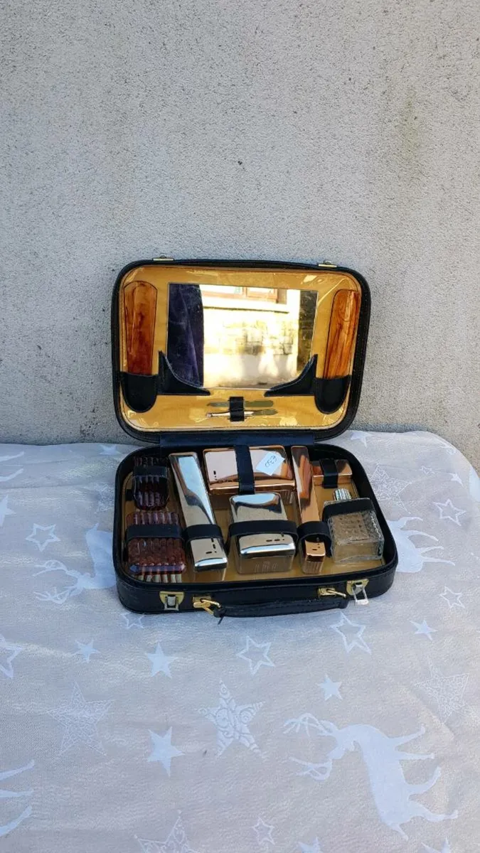 Vintage shaving box postage possible