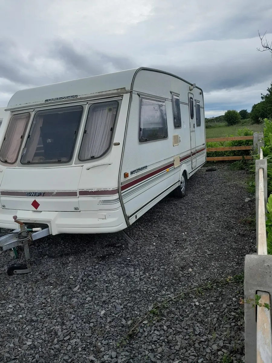 2002 SWIFT CHALLENGER 5 BERTH 17FT - Image 1