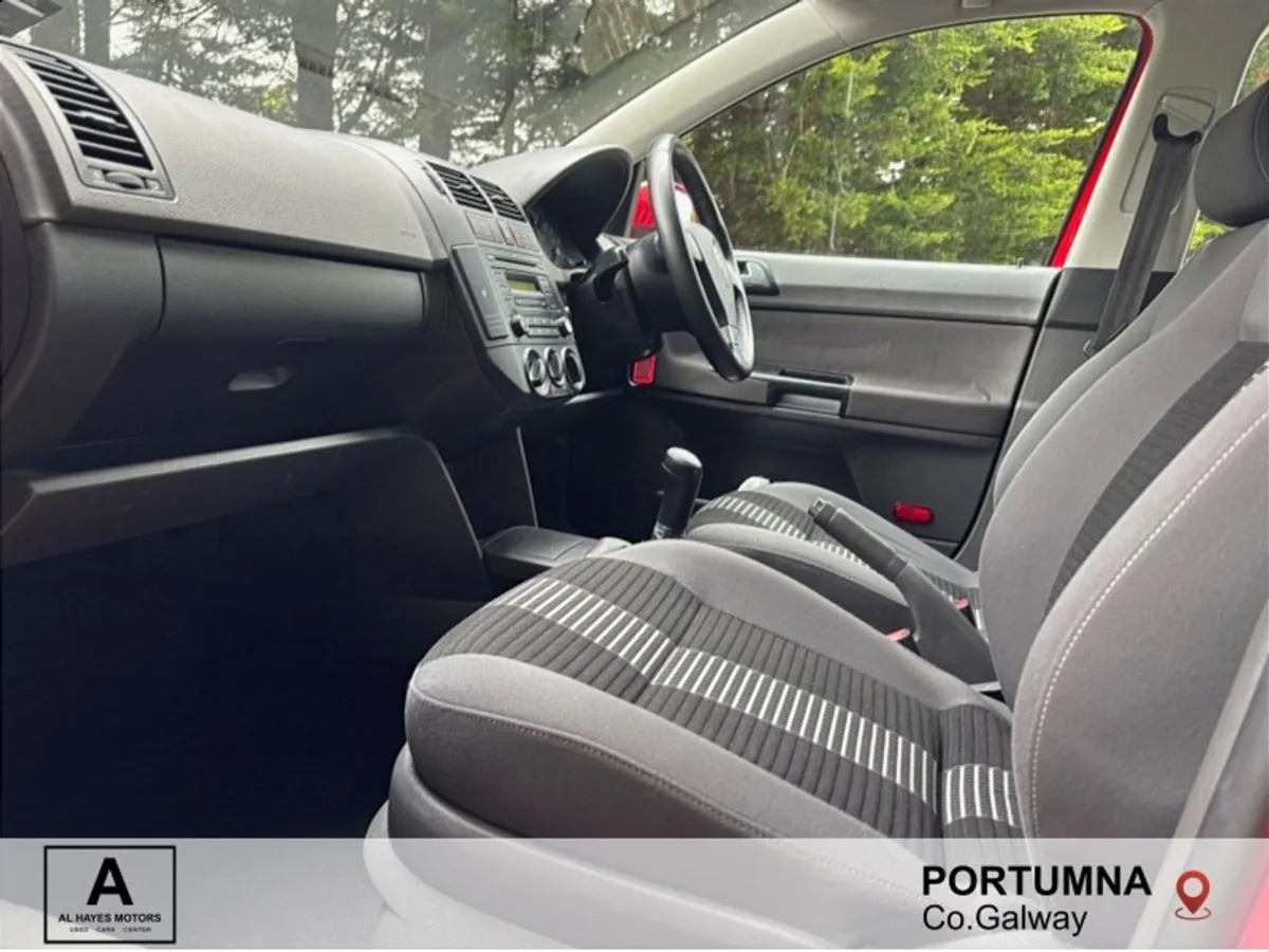 Volkswagen Polo 1.4 TDI Comfortline  aircon - Image 4