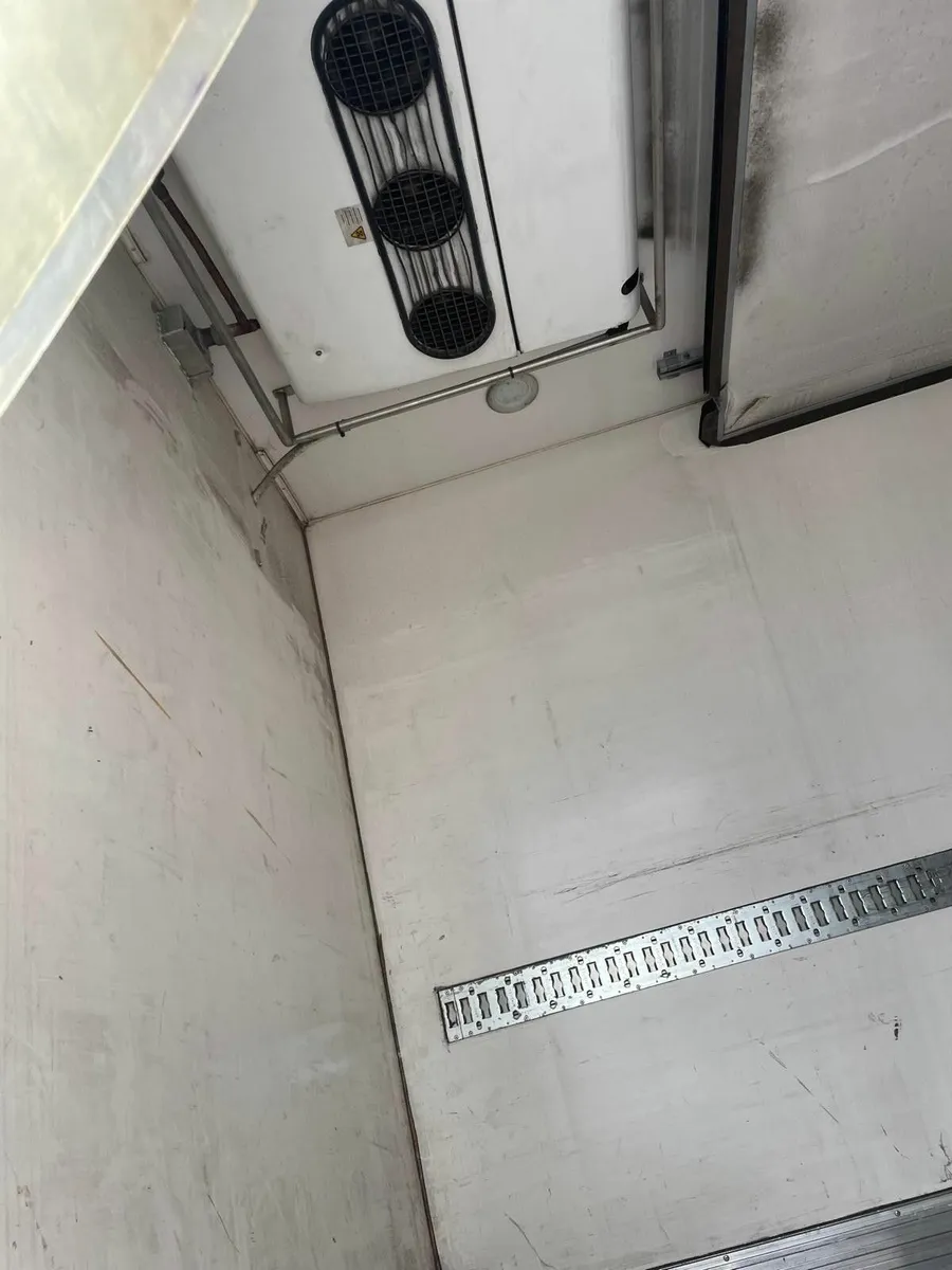20 foot fridge body - Image 4
