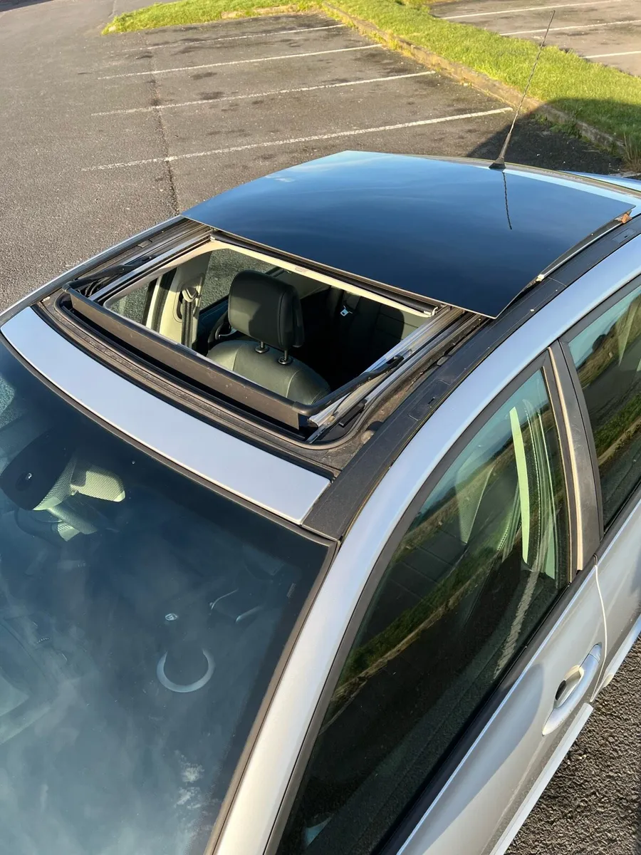 2009 Renault Megane Sport Low mileage - Image 3