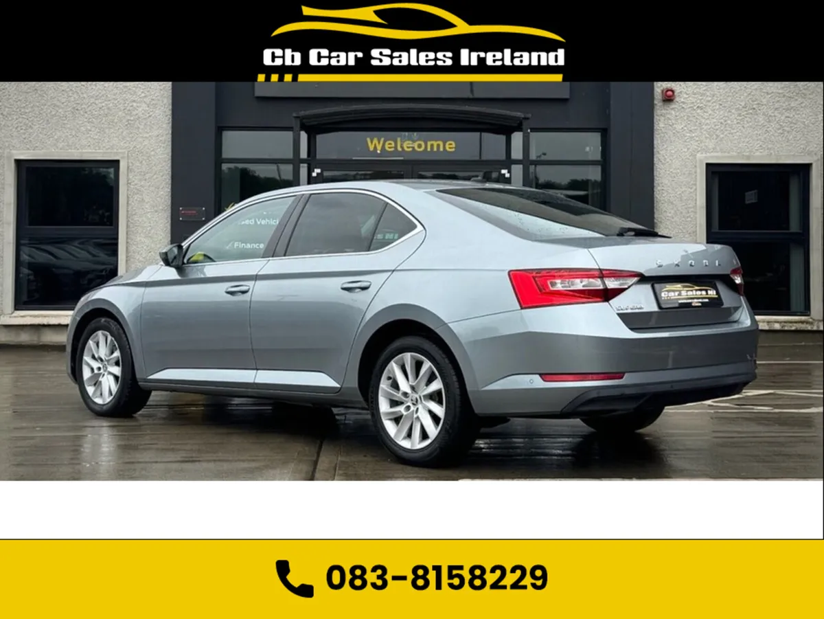 Skoda Superb 2.0 TDI SE Technology Hatchback 5dr D - Image 4