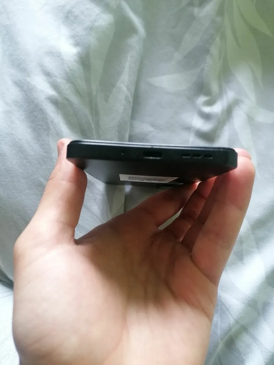 Redmi 13C – 128GB – Unlocked – Excellent Condition - Image 3