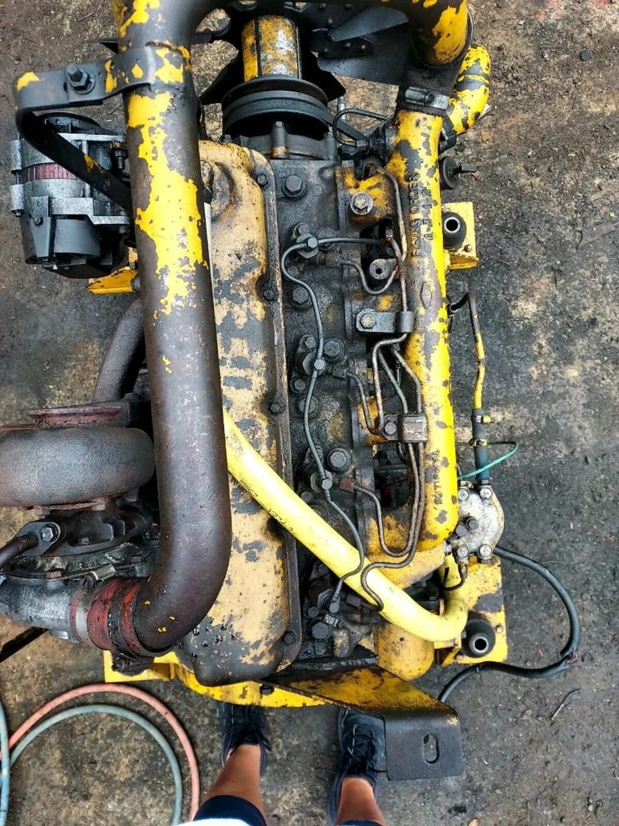 Tractor engine - Image 1