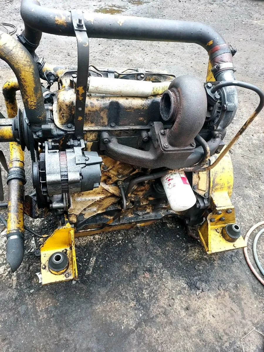 Tractor engine - Image 3