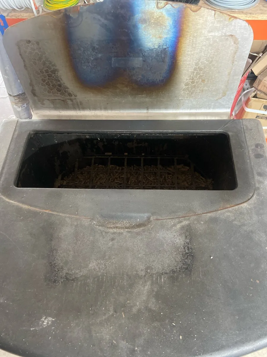 Enviro Evolution Pellet Stove - Image 2