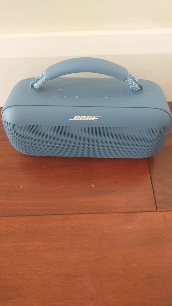 Bose SoundLink Max Bluetooth speaker - Image 1