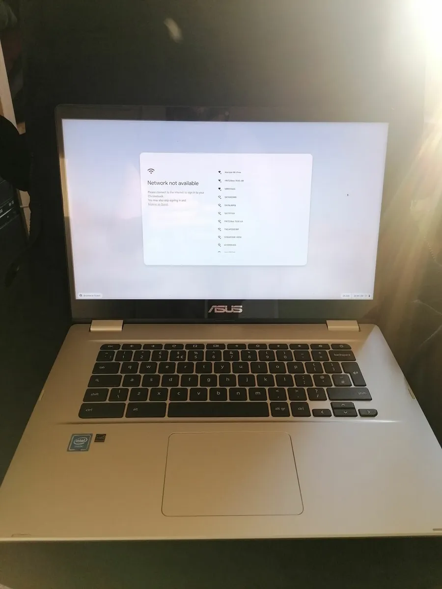 Asus Chromebook C523N – 15.6" | Fast, Clean & Read - Image 1