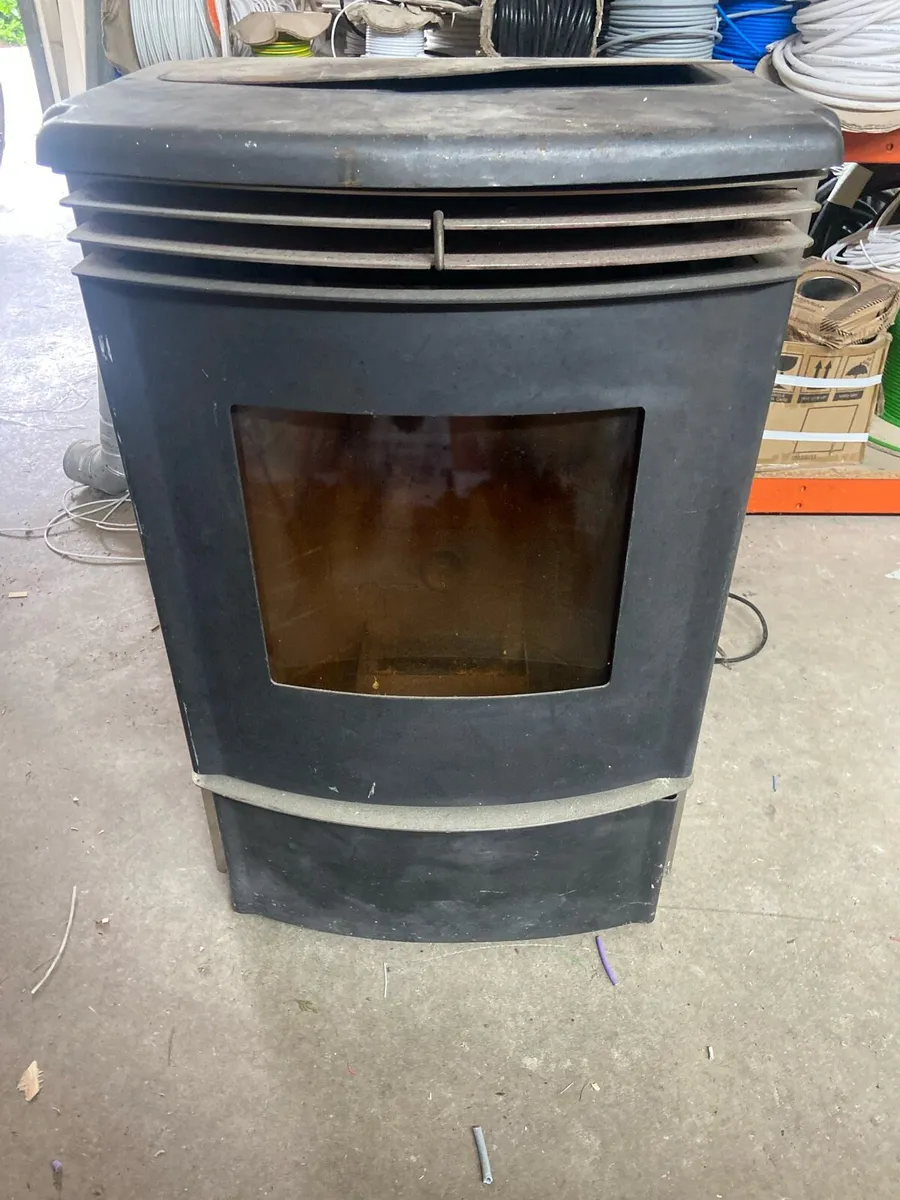 Enviro Evolution Pellet Stove - Image 1