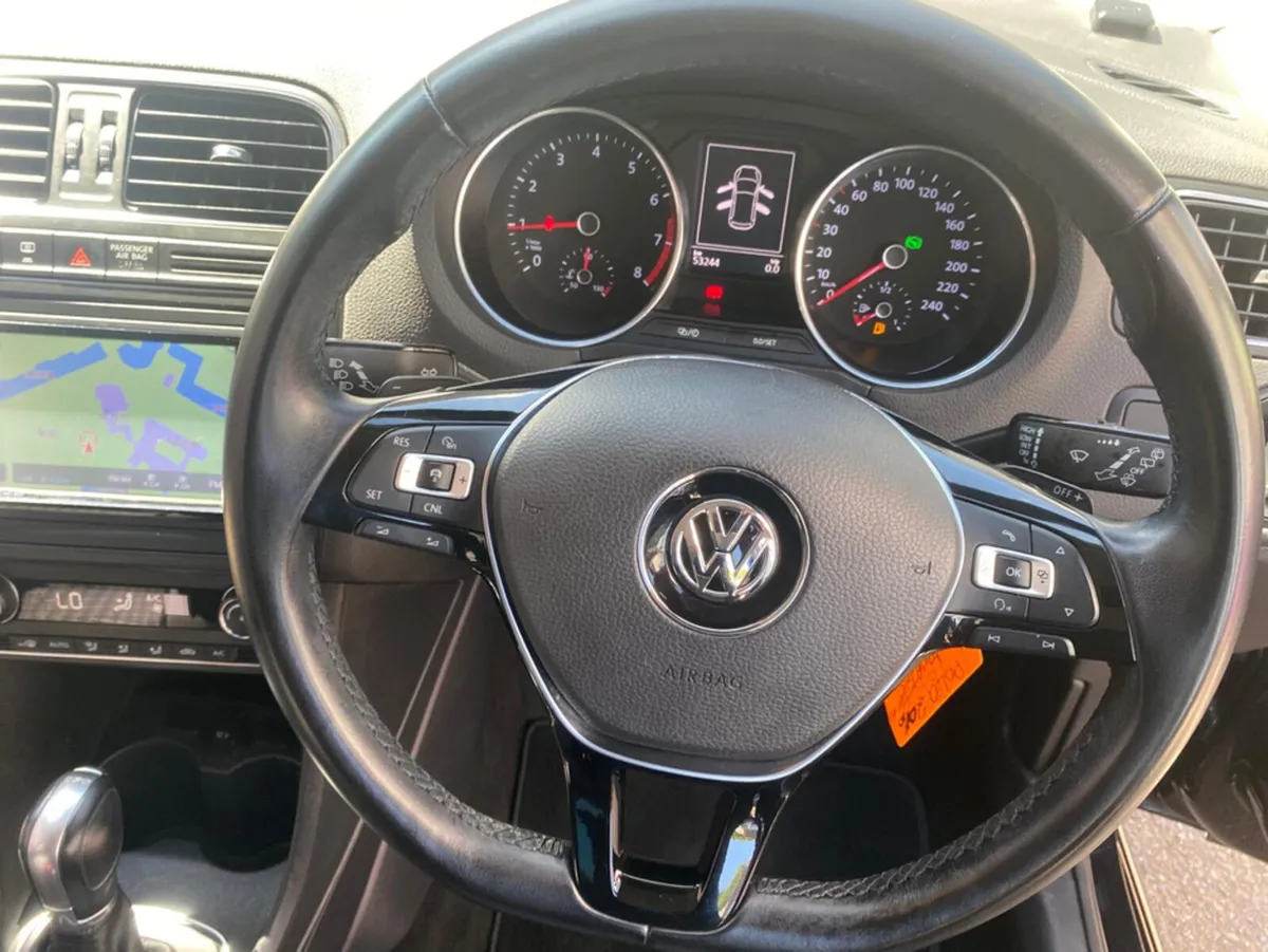 Volkswagen Polo DBA-6RCJZ - Image 3