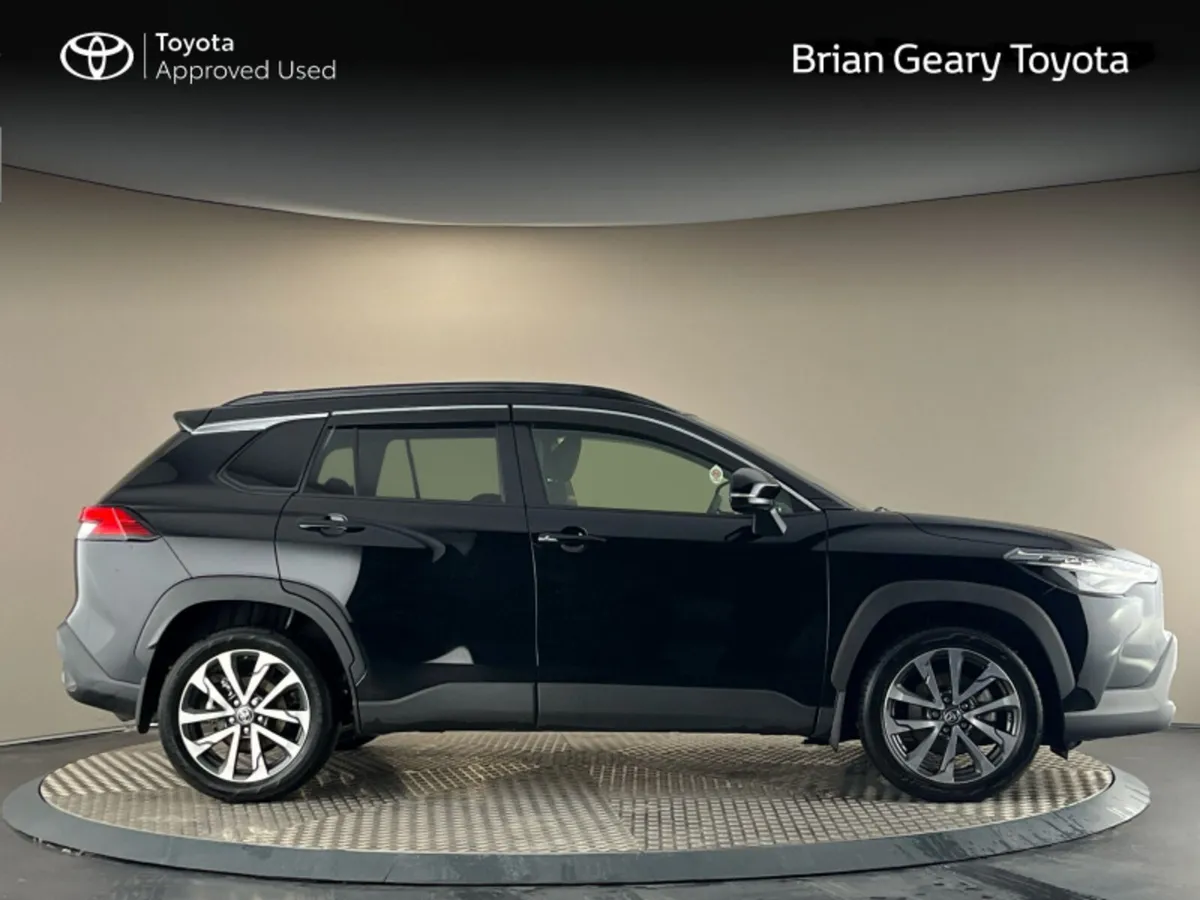 Toyota Corolla Cross HYBRID 1.8 SPORT - Image 3