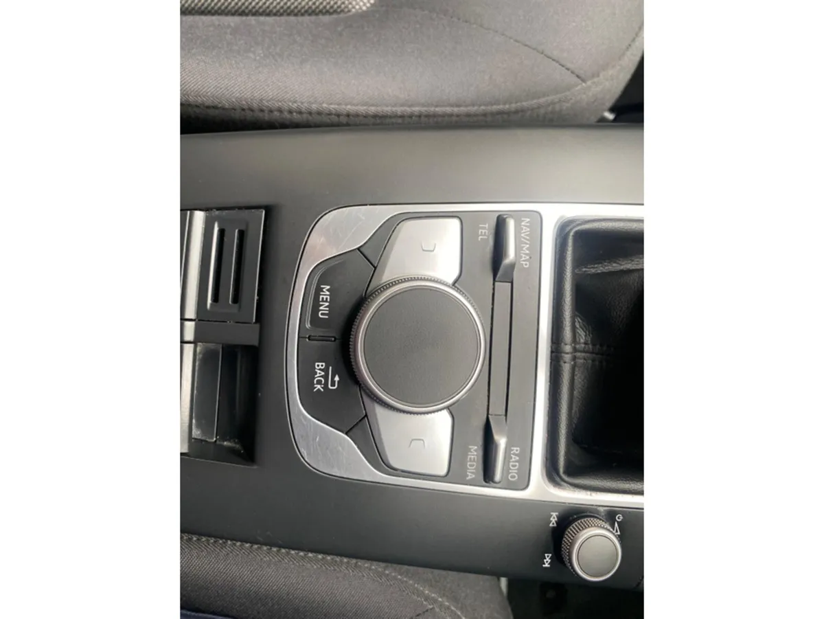 Audi A3 2.0 TDI SE SPORTBACK 150PS 5DR - Image 3