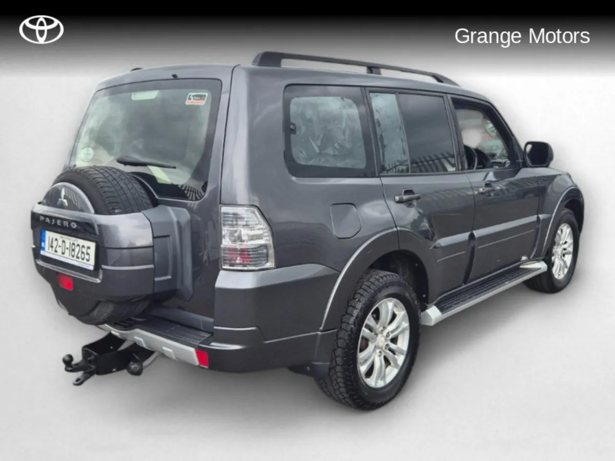 Mitsubishi Pajero 3.2 DID LWB COMMERCIAL 4DR - Image 3