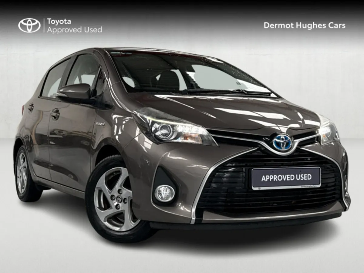 Toyota Yaris YARIS HYBRID LUXURY MC - Image 1