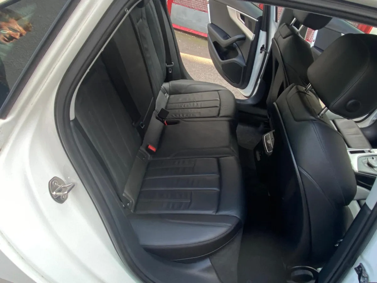 Audi A4 2.0 TDI SE ULTRA 148BHP 4DR 150PS - Image 3