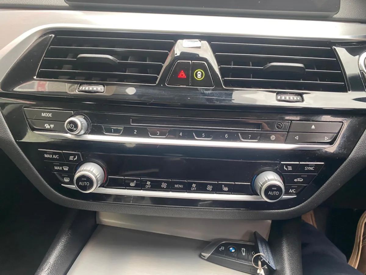 BMW 5-Series D SE JC32 4DR AUTO - Image 3