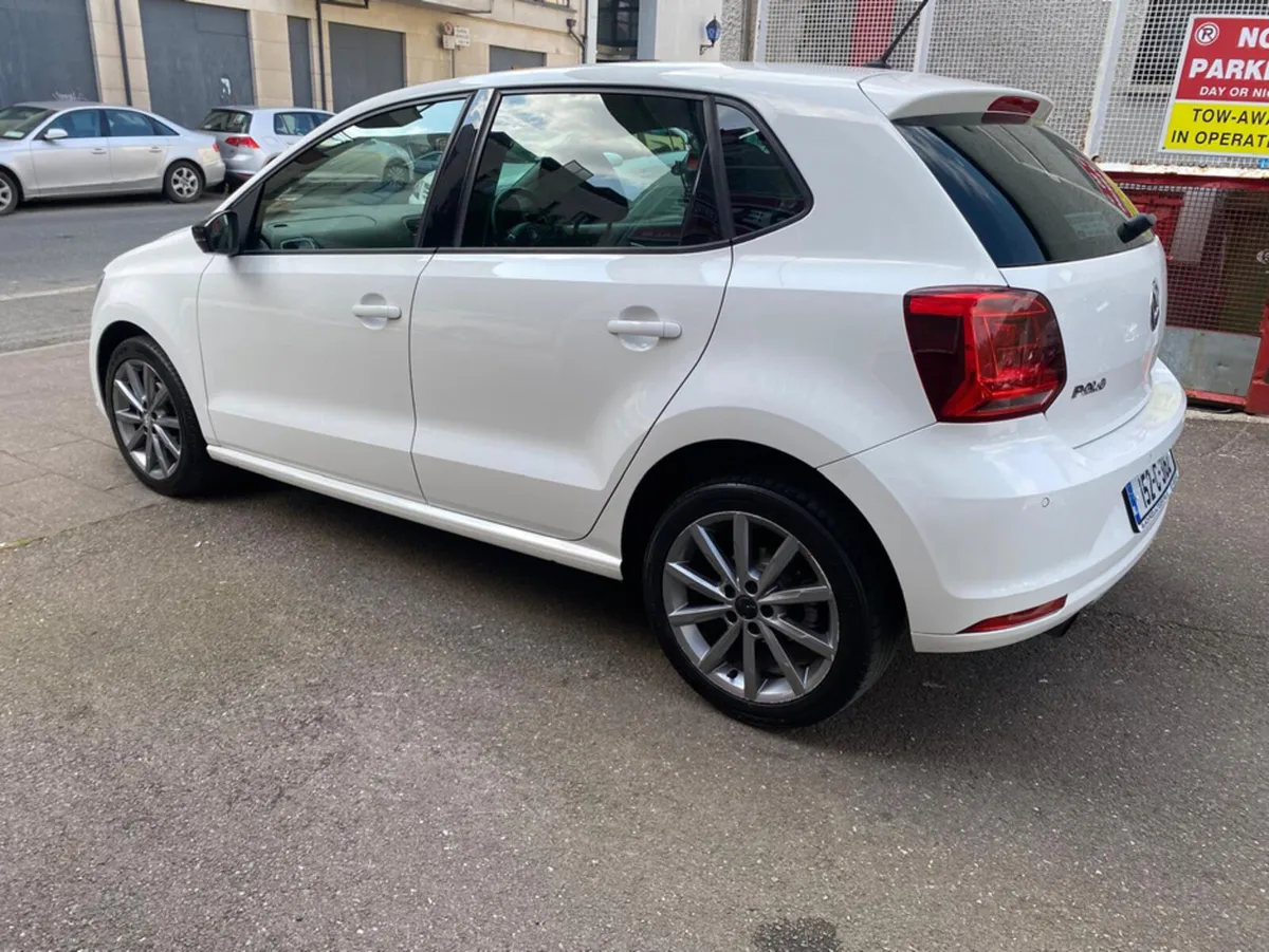 Volkswagen Polo CL+ 1.2 TSI 90HP MANUAL 5SPEED 5DR - Image 2