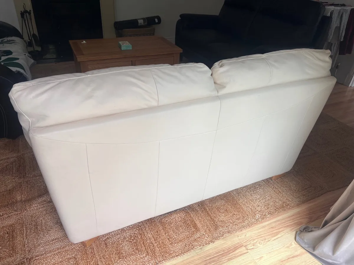 FREE Sofa - Image 2