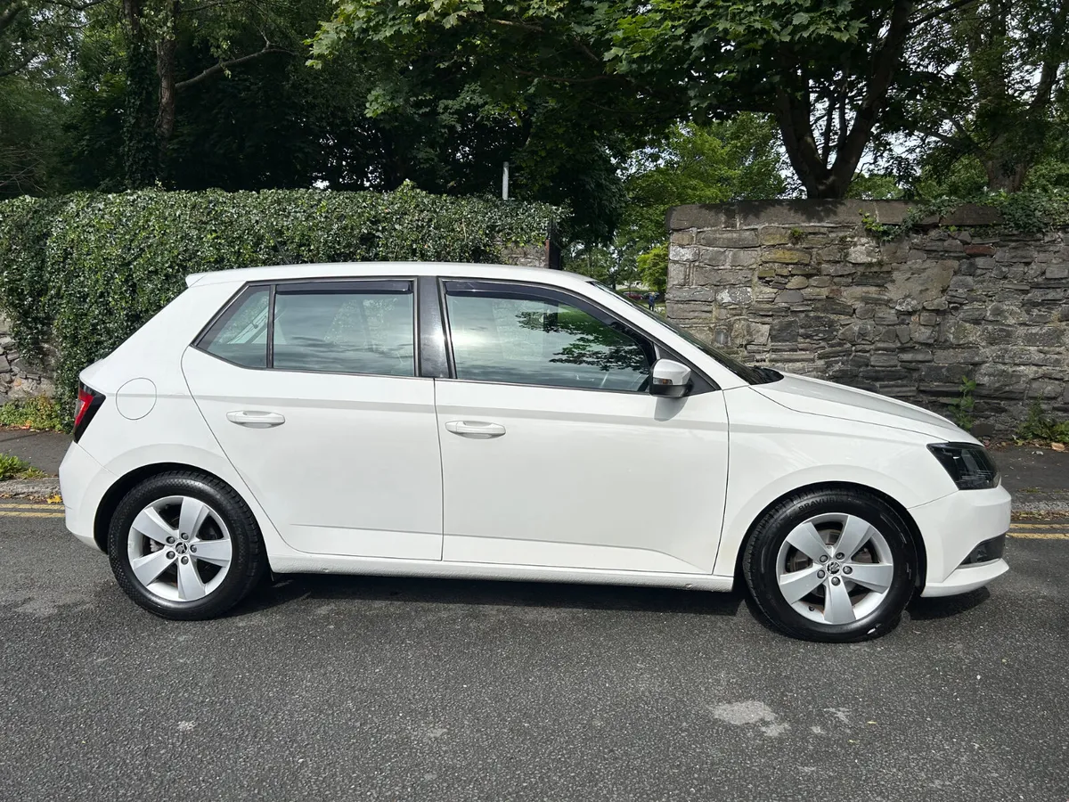 2016 SKODA FABIA AMBITION DIESEL TAX MAY 2026 - Image 4