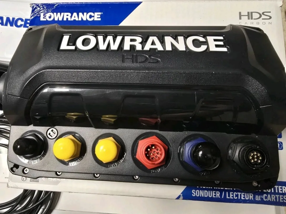 Lowrance HDS-9 Carbon Fishfinder/Chartplotter - Image 3