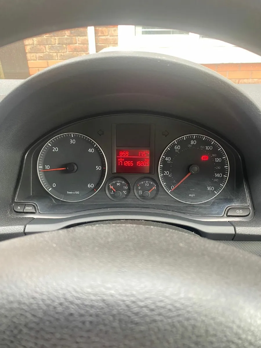 Volkswagen Golf 2008 - Image 2