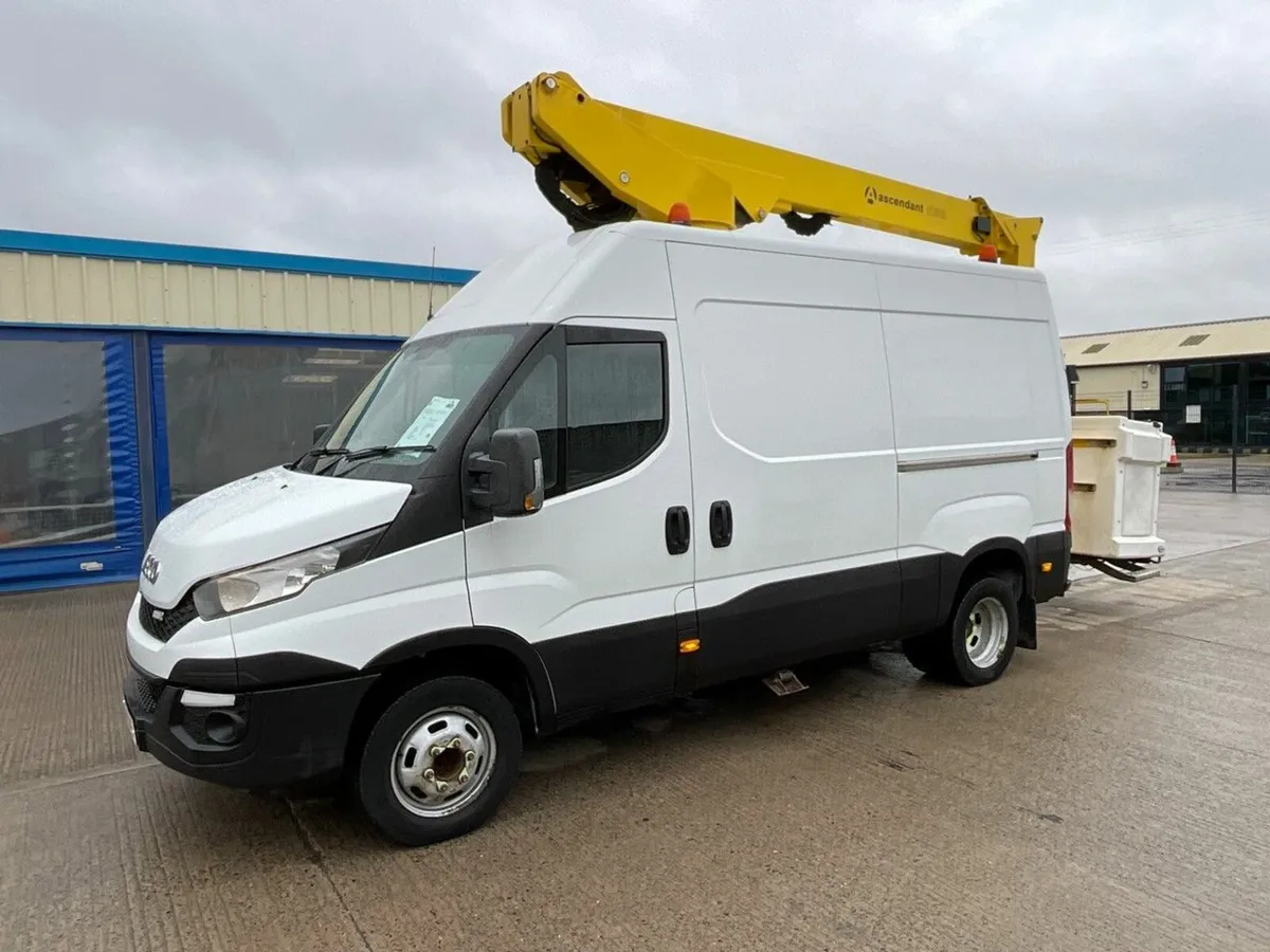 IVECO DAILY 50C15 3.0 5.2 TON CHERRY PICKER - Image 4