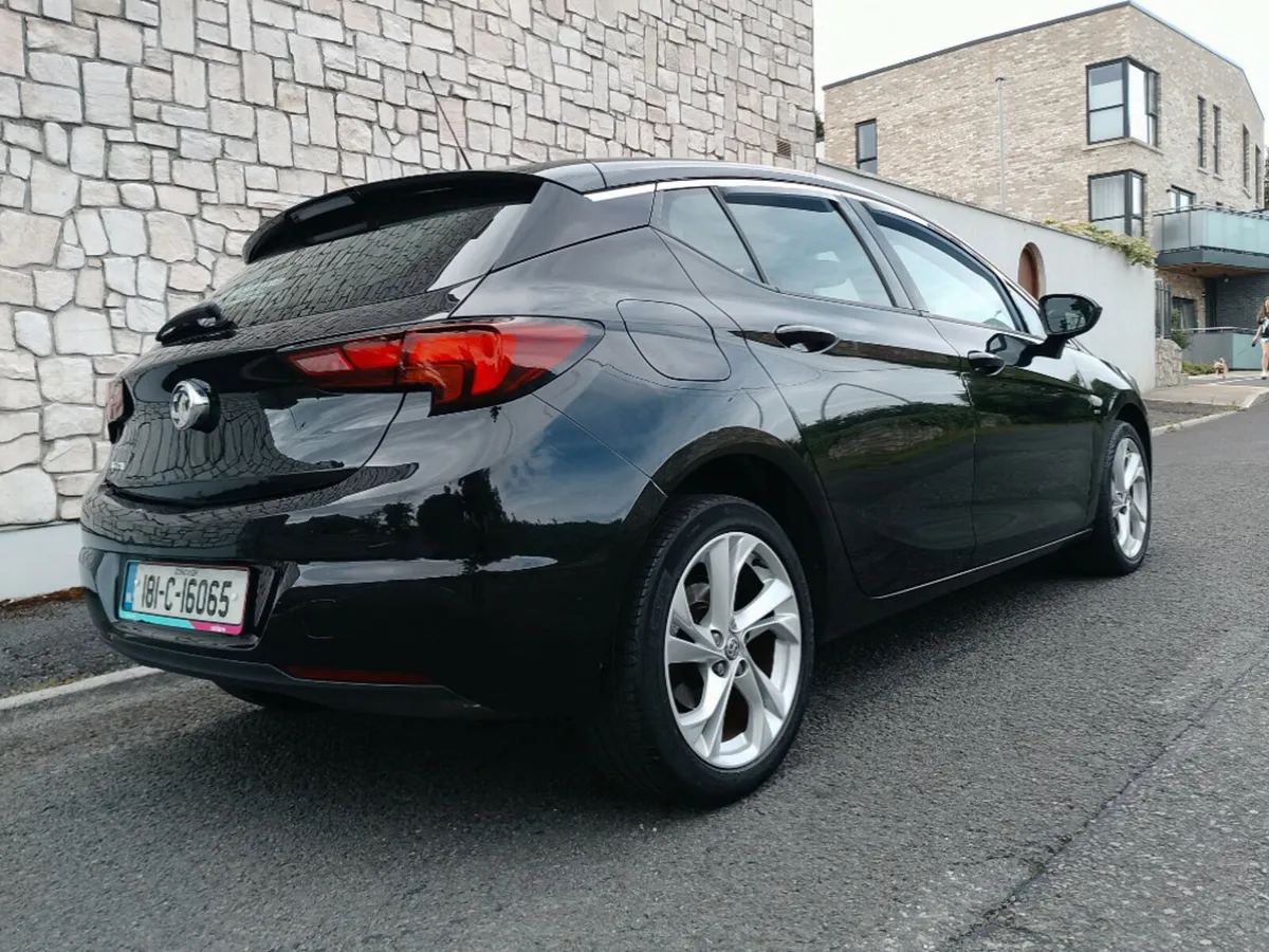 Opel Astra 1.4 Turbo SRI 147BHP 5DR - Image 3