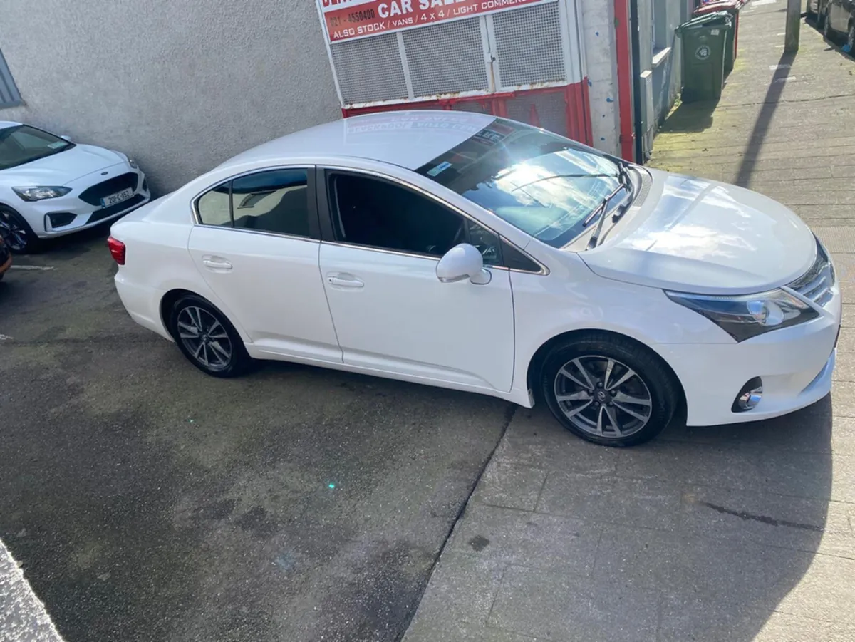Toyota Avensis ICON D-CAT 4DR AUTO 2.2 - Image 4