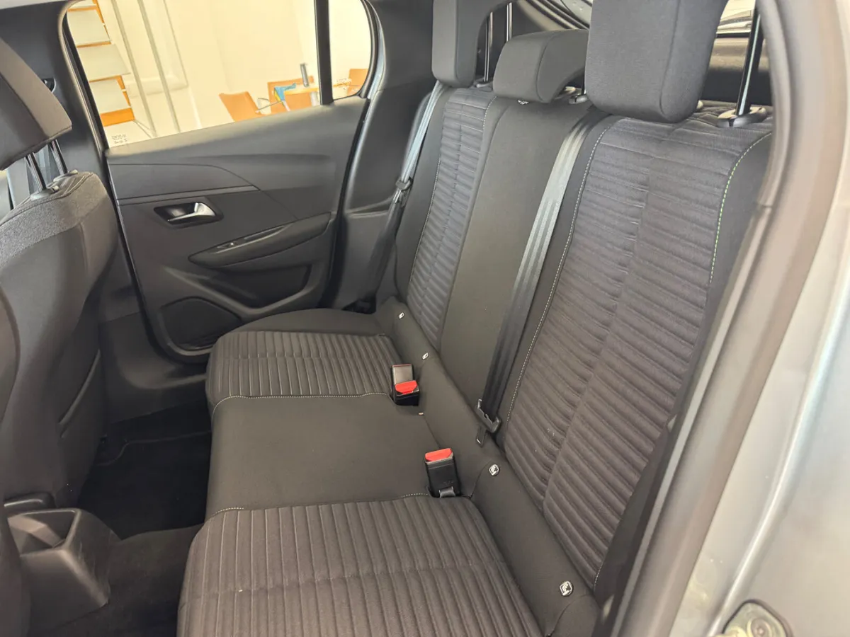 Peugeot 208 2025 - Image 3