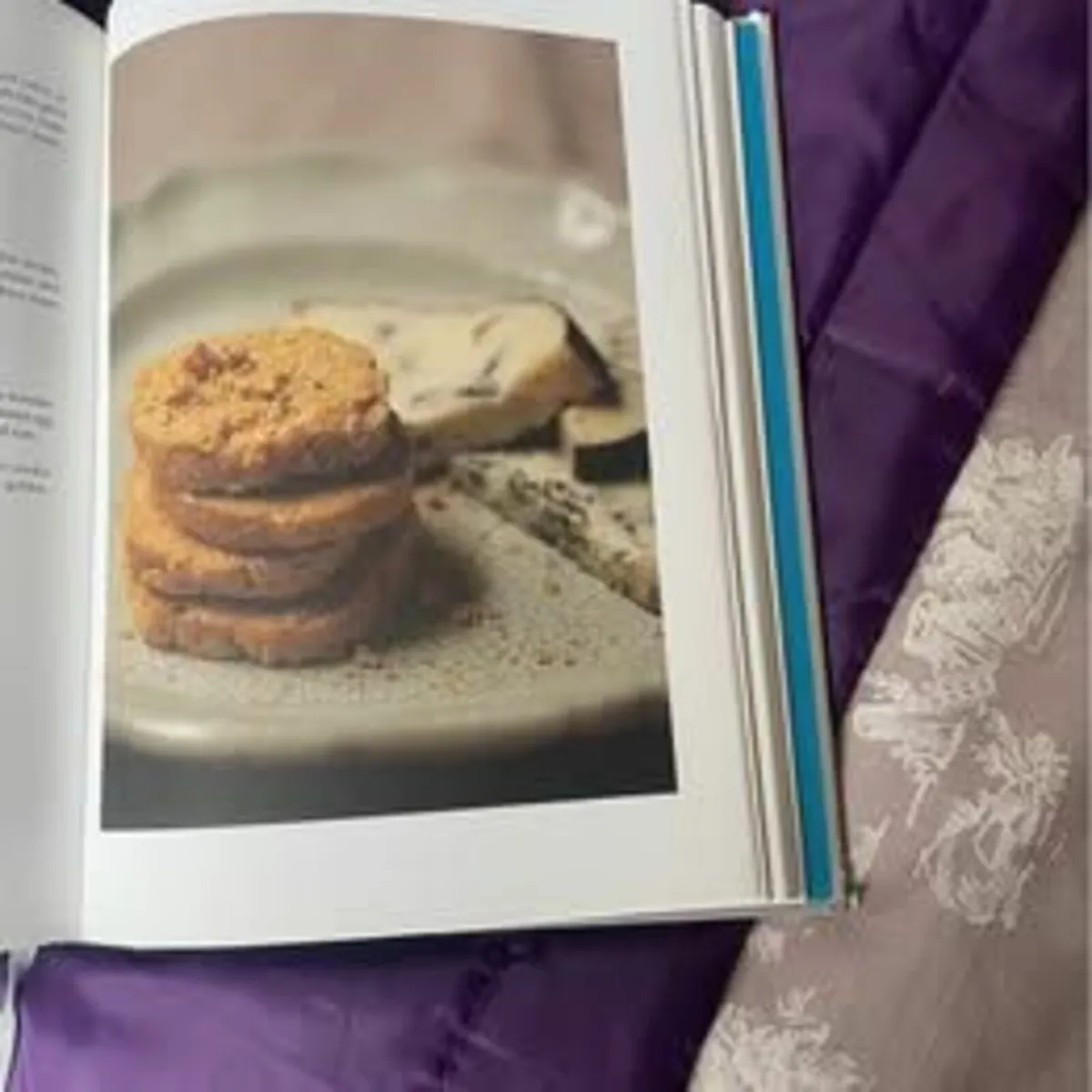 Cook Book The clatter of forks and spoons - Image 3