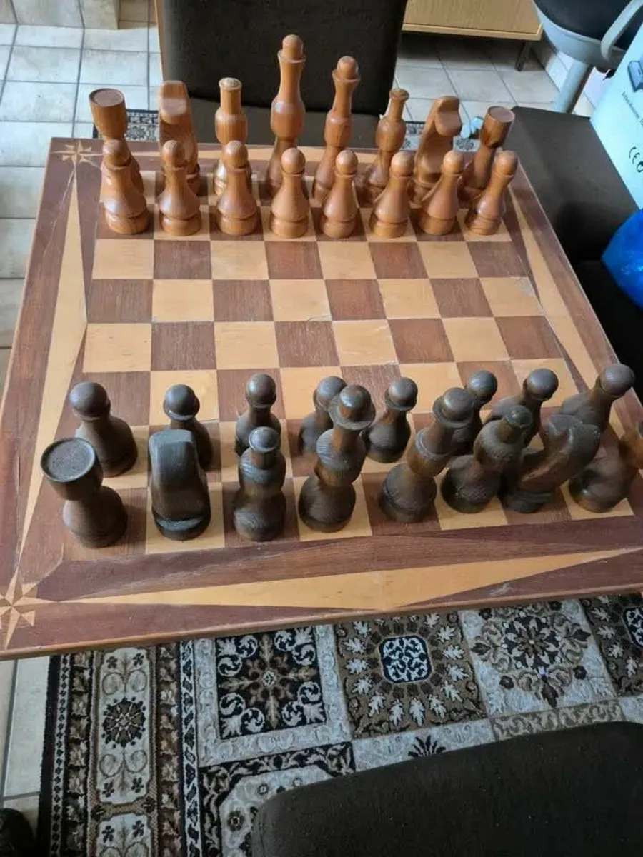 Chess Table Handicraft - Image 3