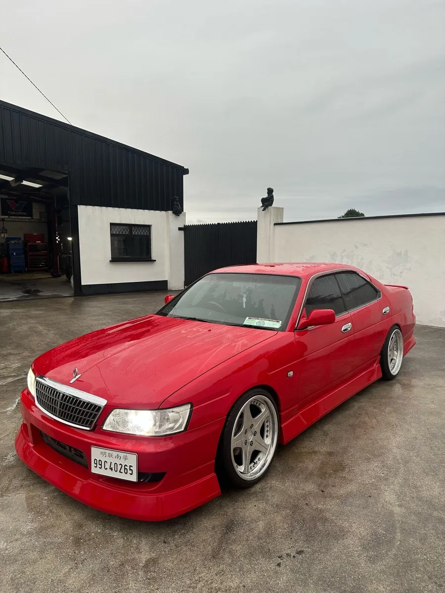 1999 Nissan Laurel C35 Medalist - Image 2
