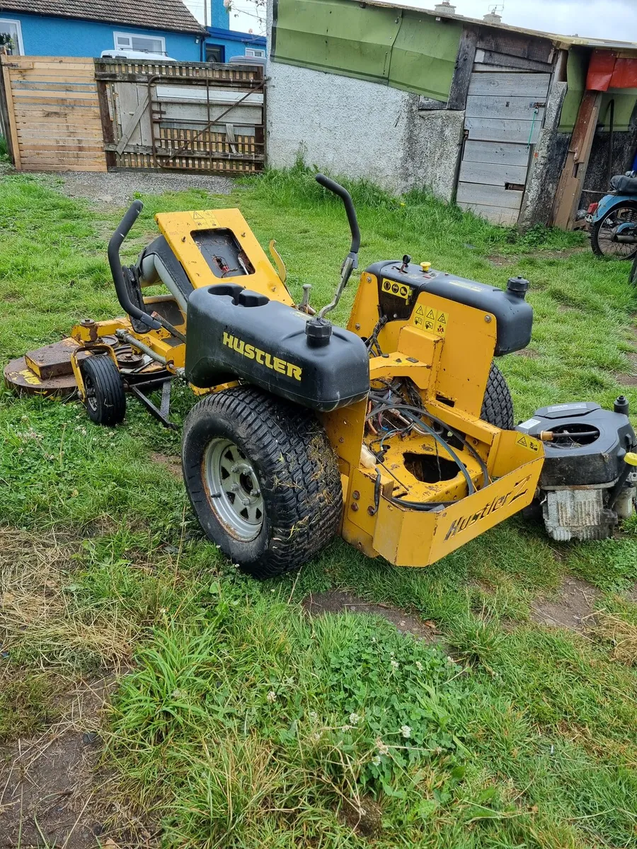 Hustler zero turn ride on mower read add - Image 4