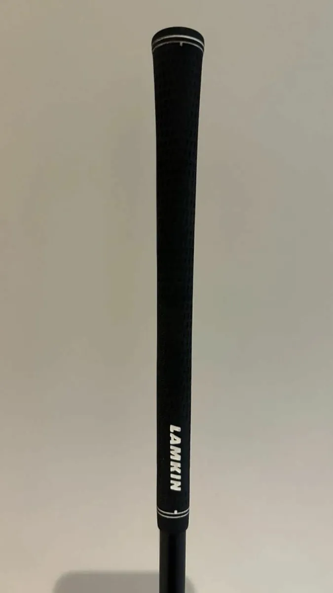 Ping G425 Max Driver. 9 Loft. Stiff Flex - Image 4