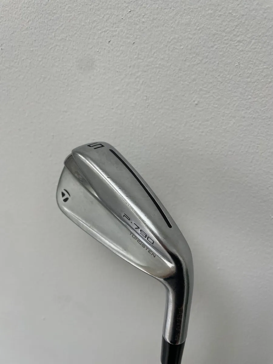 Taylormade golf irons p790 - Image 1
