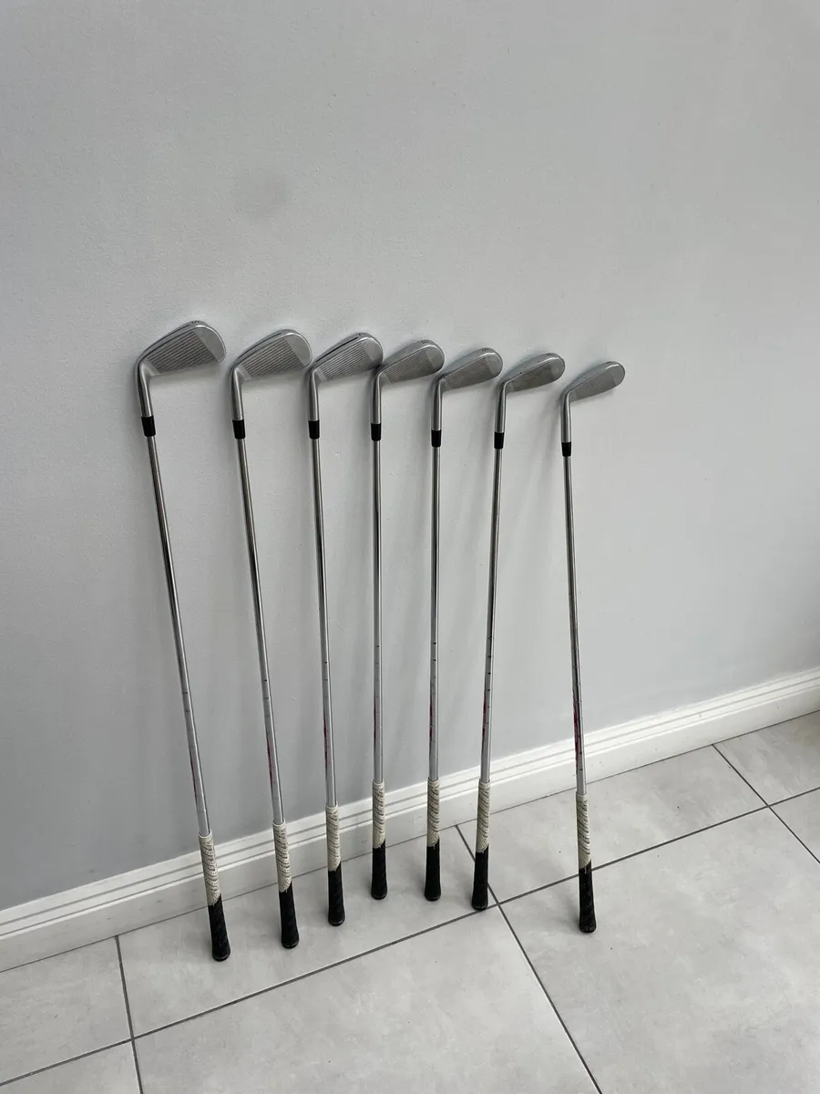 Taylormade golf irons p790 - Image 2