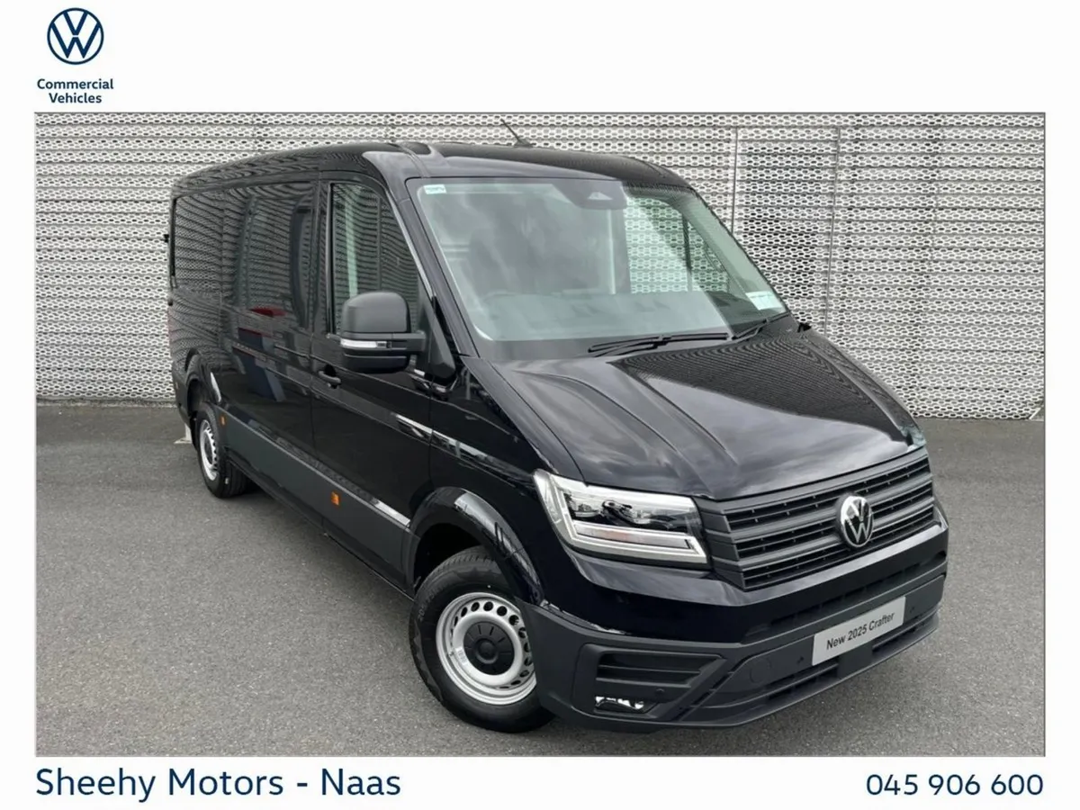 Volkswagen Crafter Highline 30 MWB 140HP M6F - Image 1