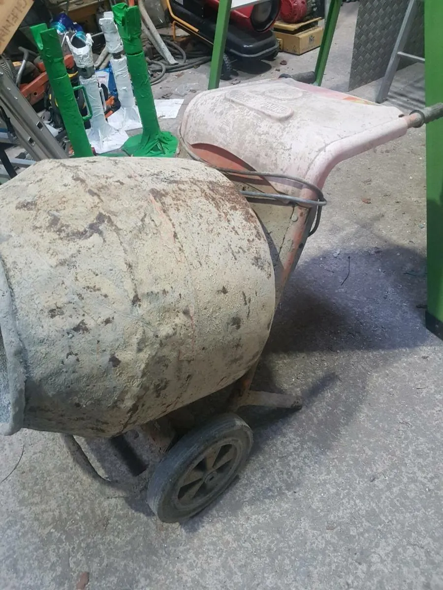 Cement mixer - Image 2