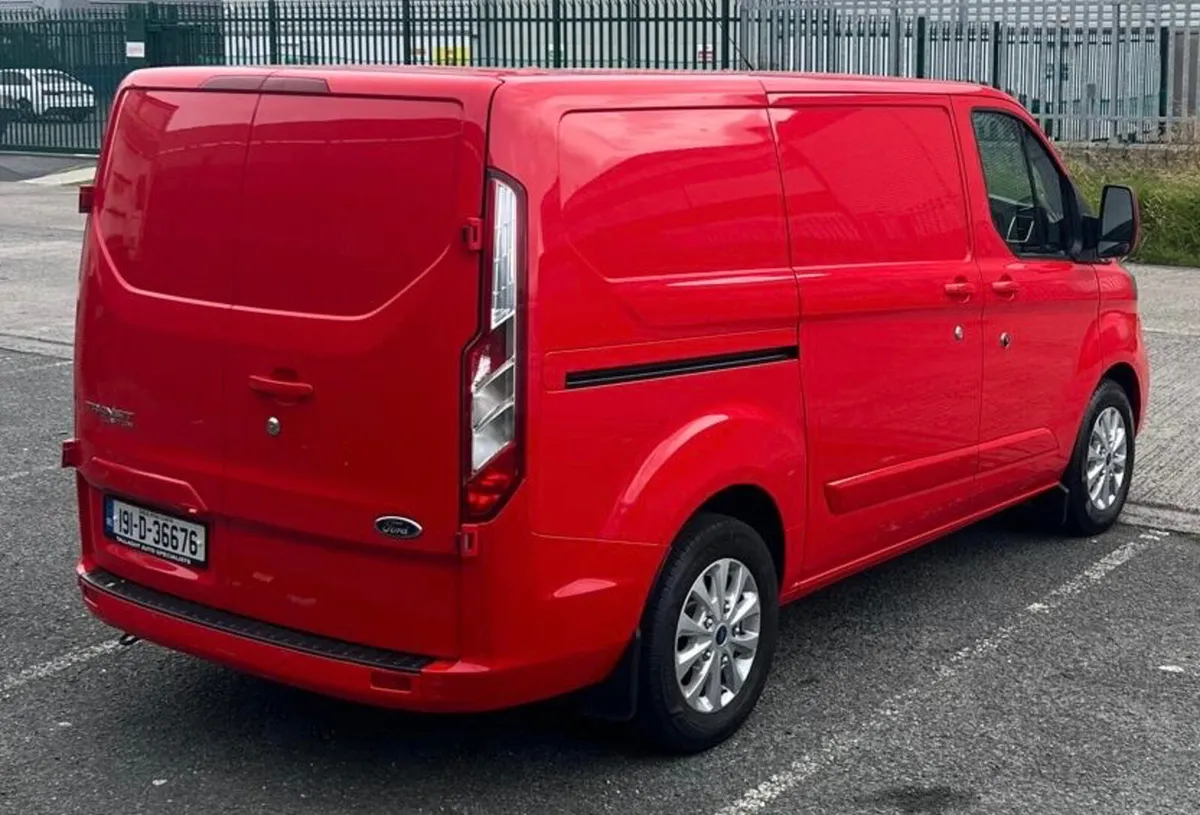 2019 Ford Transit Custom Limited Edition - Image 3
