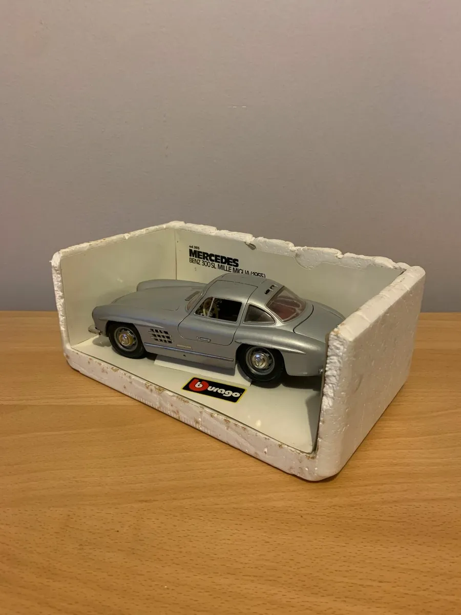 Burago Mercedes Benz 300 SL Mille Miglia (1955) - Image 3